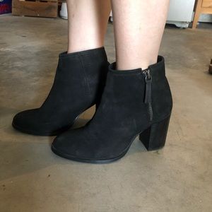 Heeled booties